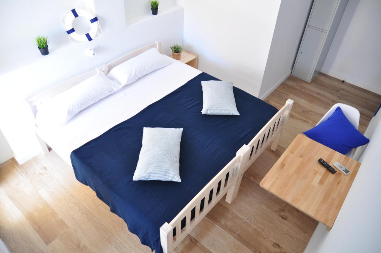 Hostal Porto Mar Salou Buitenkant foto
