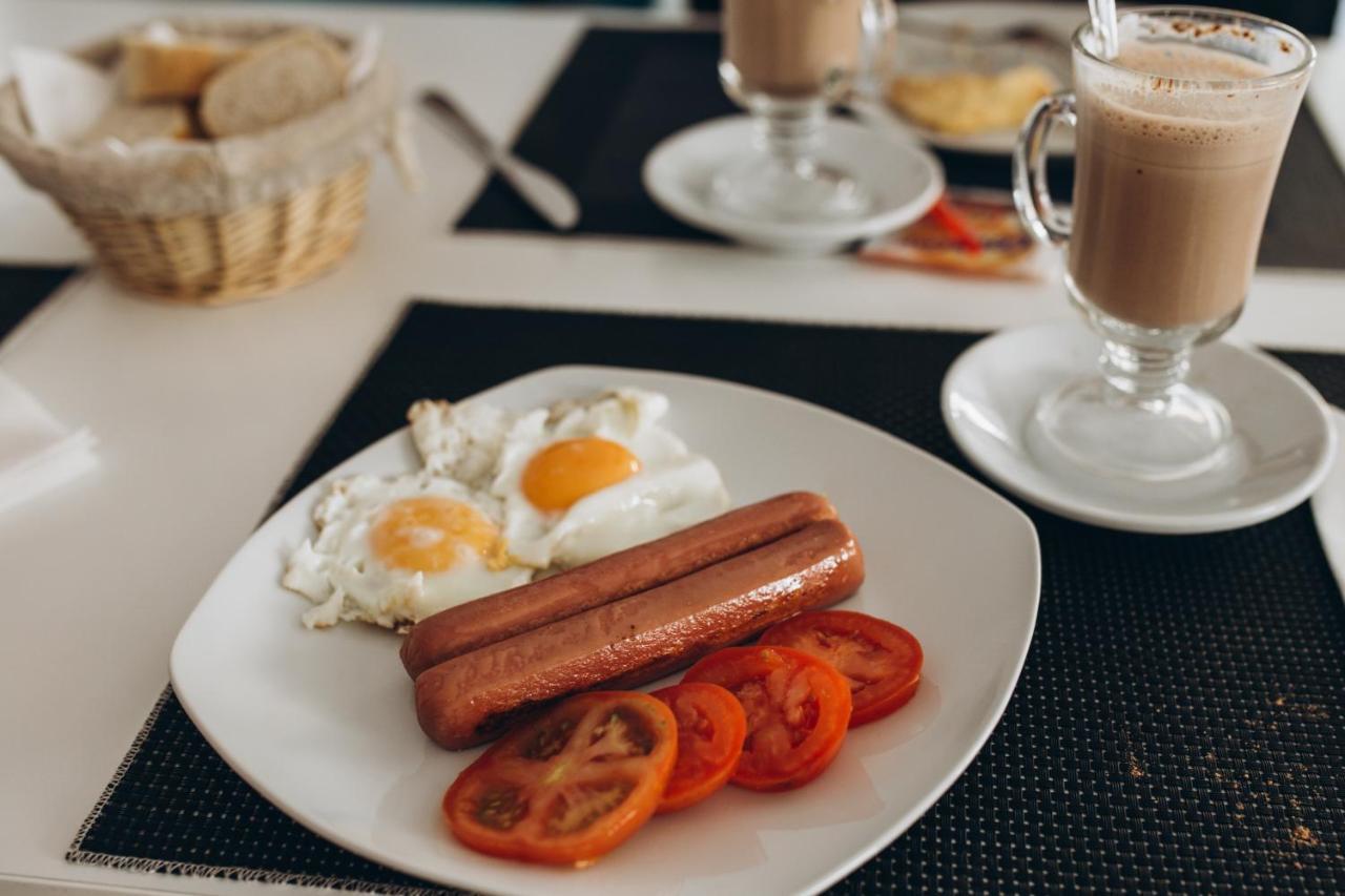 Hostal Porto Mar Salou Buitenkant foto
